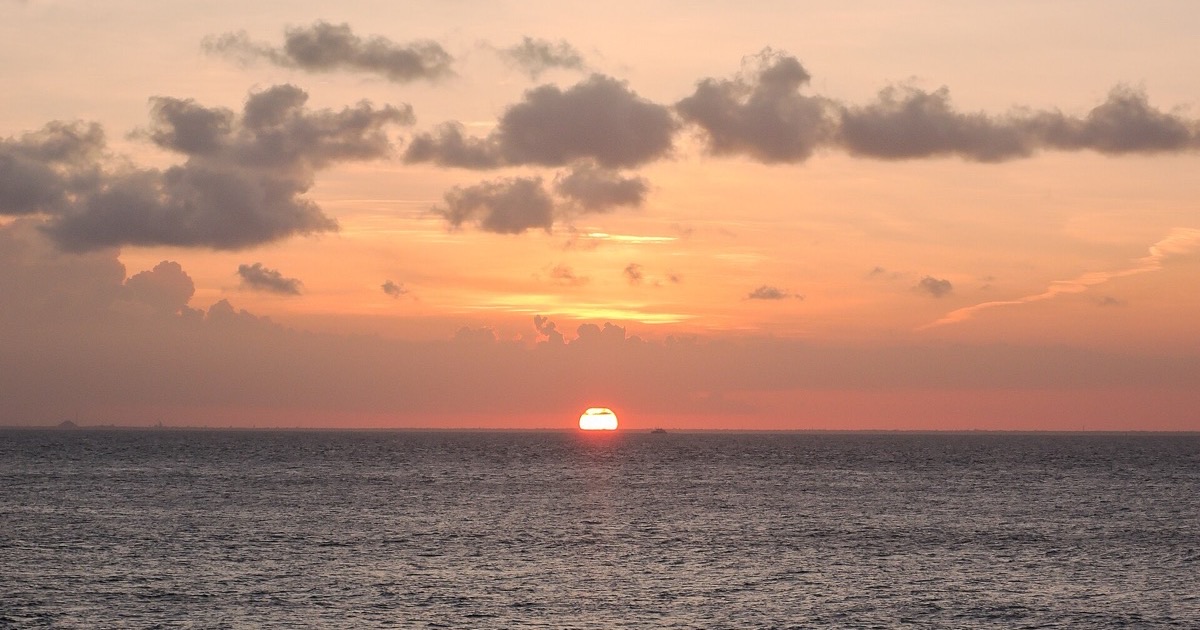 Sail into Sunset Luxury: Cozumels Rates Essential Book Checklist 2026