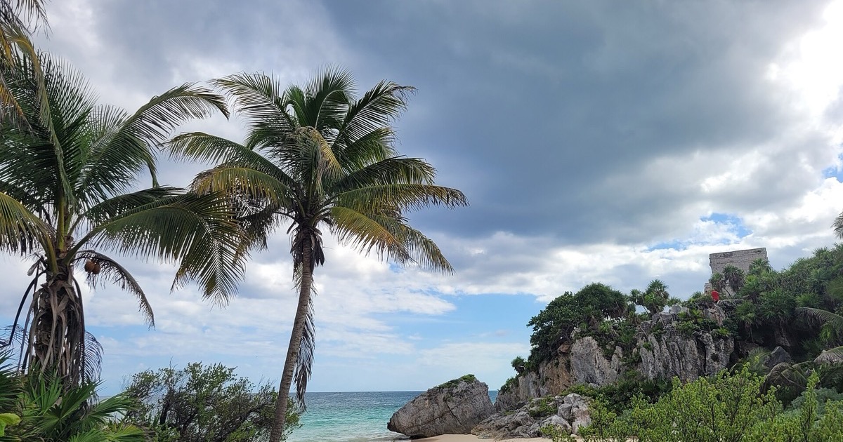 What to Expect on Tulum Ruins Hiking Tours: Prices, Trail Tips 2026